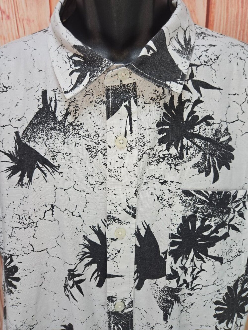 Vans Mens Classic Fit Short Sleeve Floral Shirt XL